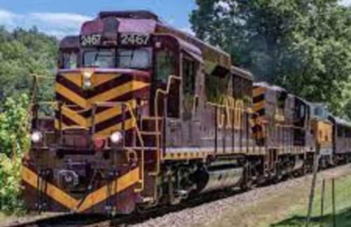 Water's Edge, Covered Porch, Deep Creek as your Backyard Haven, Hot Tub, Pool Table, Fire Pit, Close to Town & Entrance to National Park - Foto 58