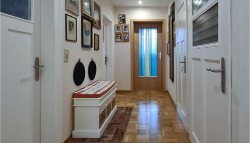 2 Bedroom Nice Apartment In Suhl - Foto 5