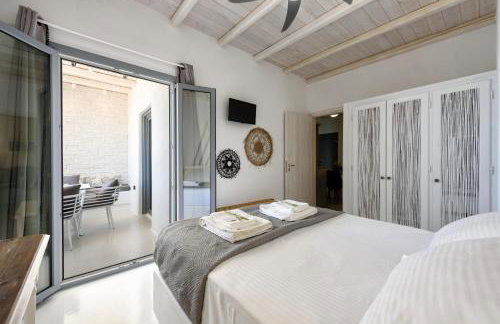 Blue Waves Suites & Apartments - To Kyma - Photo 64