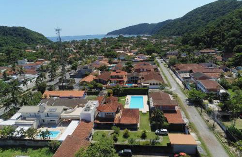 O Melhor Chalé da Praia do Guaiúba, com Churrasqueira e Piscina Gigante - Foto 10