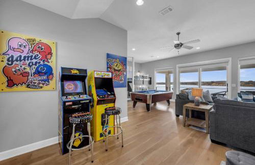 Luxury Waterfront Home with Swimming Pool Hot Tub and 2 Boat Slips - Foto 46