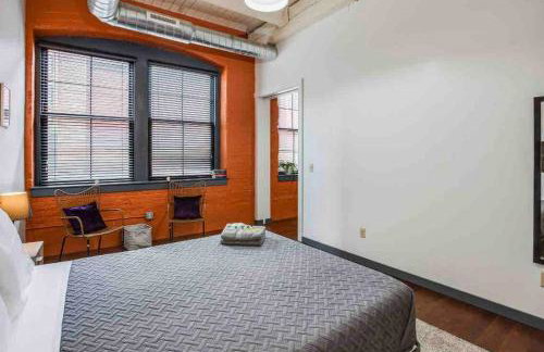 Modern Loft Style on Monroe by Dwtn & Park ave - Foto 2