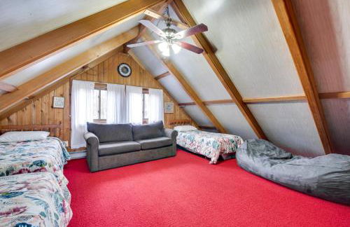 Fire Pit and Community Perks Gouldsboro Cabin! - Foto 17