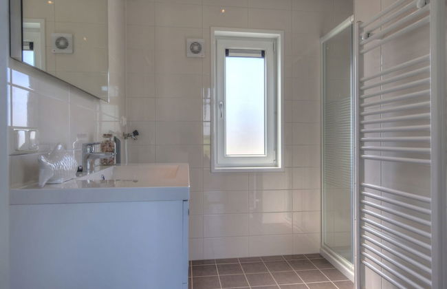 Comfortable Chalet With Combi Microwave, Near Rockanje - Foto 8