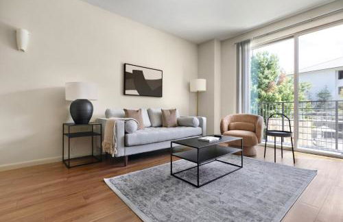 Blueground North Burnet pool nr Walnut Creek Park ATX-350 - Foto 1