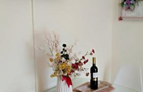 Iris Deluxe Suites 1 - Photo 14