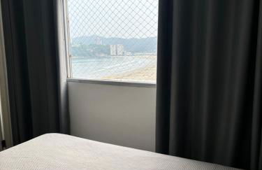 Apartamento espaçoso com vista deslumbrante - Foto 20