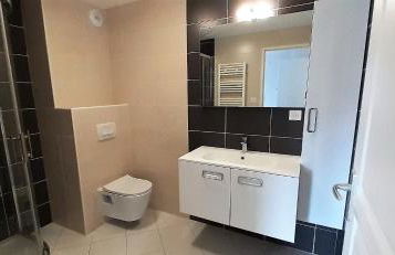 Vaste appartement 3 chambres - Vue exceptionnelle - Photo 12