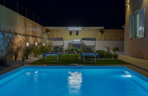 Villa Shamsi - heated pool and beach at 70mt - Foto 12