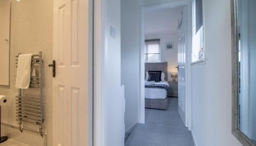 Spacious 2-Bed City Home Free Parking & Stadiums - Foto 5, towels