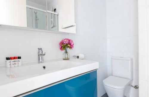 Housalia Guell Gaudi - Photo 17