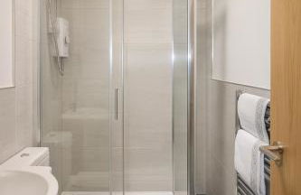 Central Liverpool 1-Bed Apartment, Ideal for Business & City Stays - Foto 6