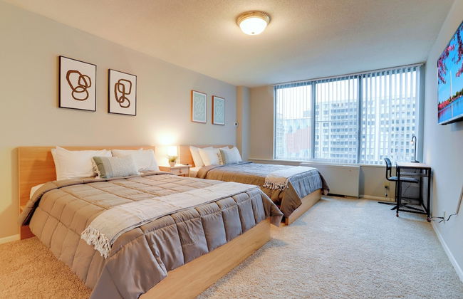 Bright Comfort in DC Apts - Foto 7