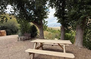 Large Off-Grid Luxury Cabin- creek land & views - Foto 54