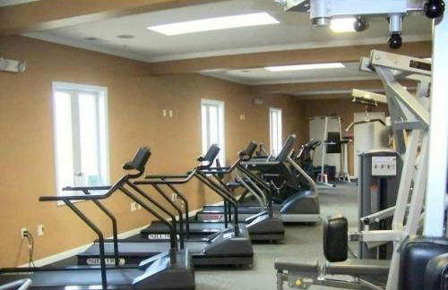 The Hut House 3BR 3BA Game Room Massage Chair - Foto 13