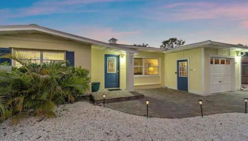 CANAL FRONT! Bring or rent a boat, near AMI/IMG. - Foto 5