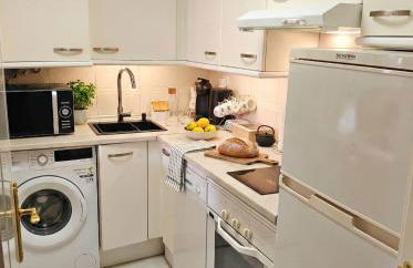 JMC New Suite Madrid Airport - Photo 10