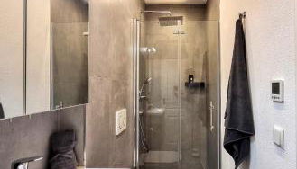 Modernes Apartment im Zentrum von Karlsruhe - Photo 3, towels, Shower