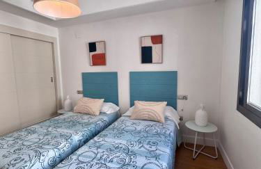 BEACHFRONT Penthouse Luxury - Photo 41