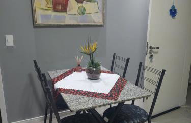 Ótimo apartamento sobreloja com wifi e estacionamento incluso - Foto 5