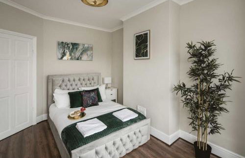 Elegant 5 bed house with parking- Photo ID Required - Foto 2