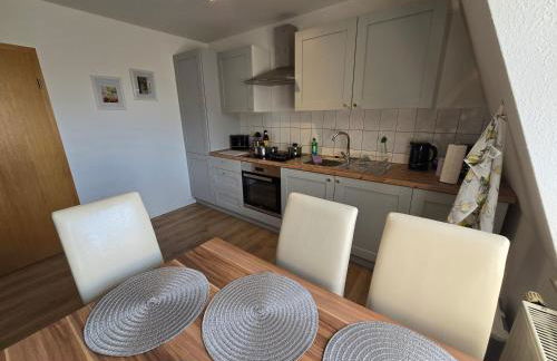 FERIENWOHNUNG 44m2 APARTMENT WOHNUNG im ZITTAUER STADTZENTRUM INNENSTADT INNENRING TOP LAGE MARKT UND RATHAUS NÄHE - Foto 18