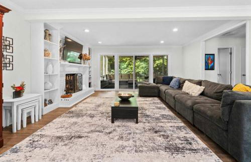 Fire pit - 6 Min to North Hills - Screened Porch - Foto 6