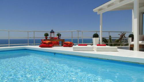 Villa Sitges Altavista Amazing View South oriented Calm Area AC Beach 2 minutes Drive and 18 minutes Walk - Photo 2