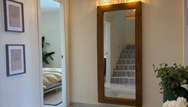 Luxury Villa with Panorama View and Heated Pool - Photo 3