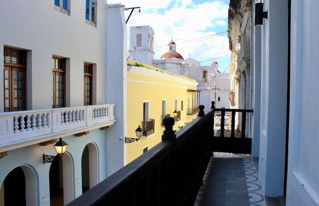 Modern Living in Old San Juan - Photo 47