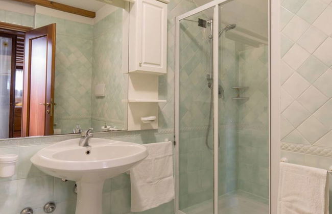 The Mulberries Three Bedroom and two Bathroom Apartment - Foto 2