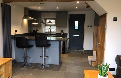 Renovated 2 bed Cottage in Ulverston, Garden with Views - Foto 22