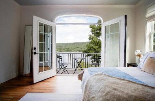 Lakeview Villa with Private Hot Tub, Firepit & Breathtaking Cliff Views - Foto 41