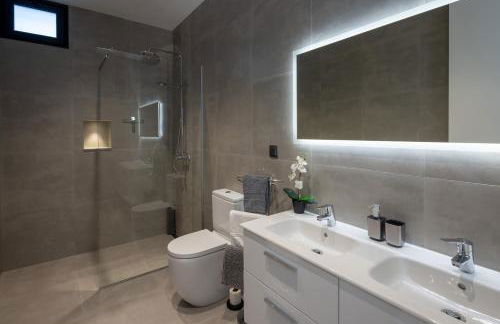 A&M House III - Photo 25