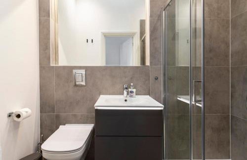 Beautiful 3-Bedroom House on the Edge of Hyde Park - Foto 45