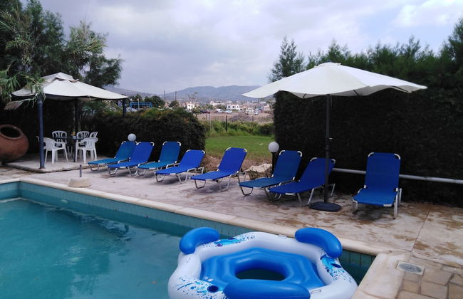 Lovely six Bedroom Villa in Coral Bay - Photo 59