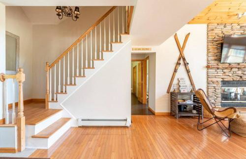 Beautiful mountain home with gorgeous meadow views - Foto 10