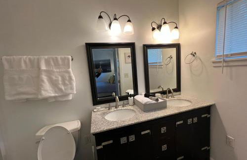 Bright & Comfy 5 star Location Large Deck Oasis - Foto 22