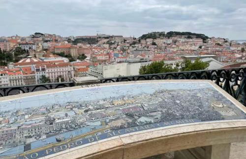 Água-da-Flor apartments - Photo 4