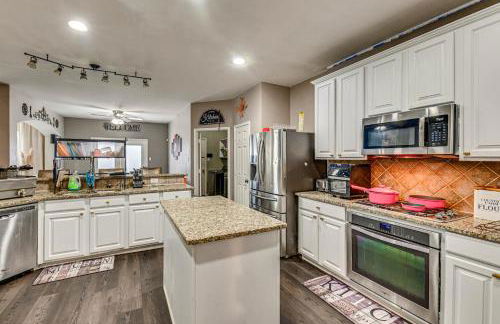 Shop, Play and Explore Family Home in Allen - Foto 1