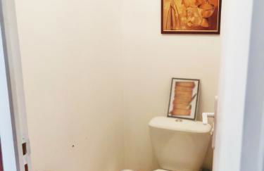 2 chambres 88m2 Extra centre historique Cahors vaste appartement convivial et cosy - Photo 27