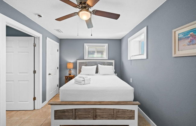 Beach House - Surfs Up Under Tow by PHG - Foto 10