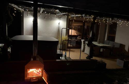 Jacuzzi Bubble Apartment - 15 minutes drive from the Old Town - Foto 36