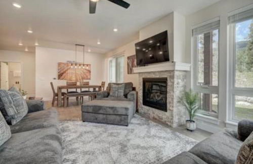 Clearwater Lofts - New! Modern 2 Bedroom Near Keystone Lake - Foto 22