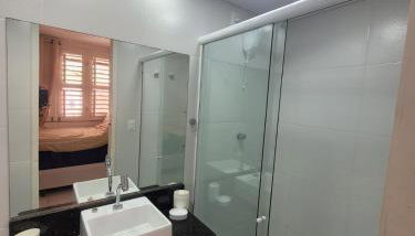 MB07101 - Morro Branco - Térreo - 3 quartos - 2 suites - churrasqueira - Foto 3, Shower