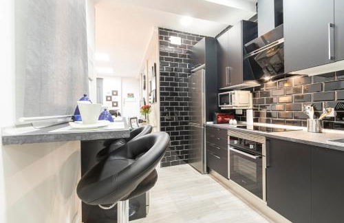 Madrid Río Apartment - Photo 23