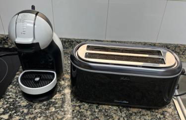 APARTAMENTO SITUADO EN EL CENTRO CON 3 HABITACIONES, DISPONE DE AIRE ACONDICIONADO Y WIFI A 150m DE LA PLAYA Y EL CASTILLO - Photo 35