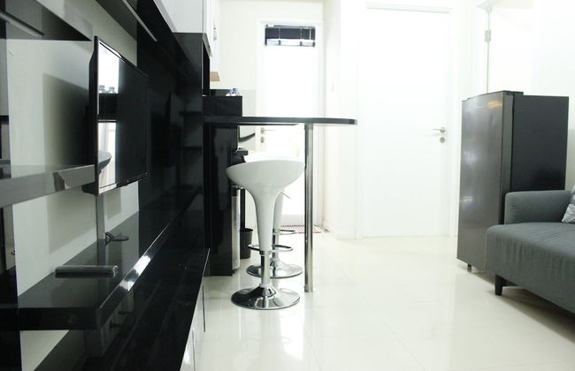 Direct Access to Pool 2BR Apartment at Parahyangan Residence - Foto 27