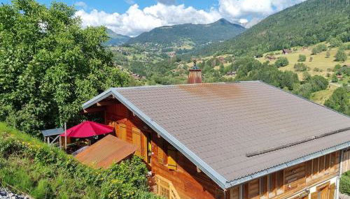 Very comfortable, fully equiped two bed appartement in private chalet entire floor Near La Clusaz, Grand Bornand, Annecy and lake and private terrace Bbq - Foto 4