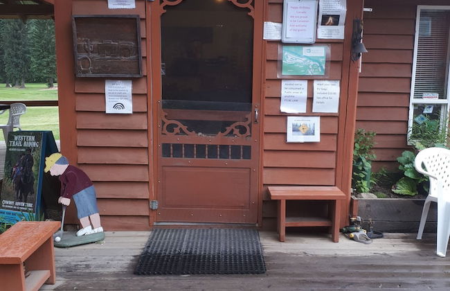 Wells Gray Golf resort and RV park - Foto 2